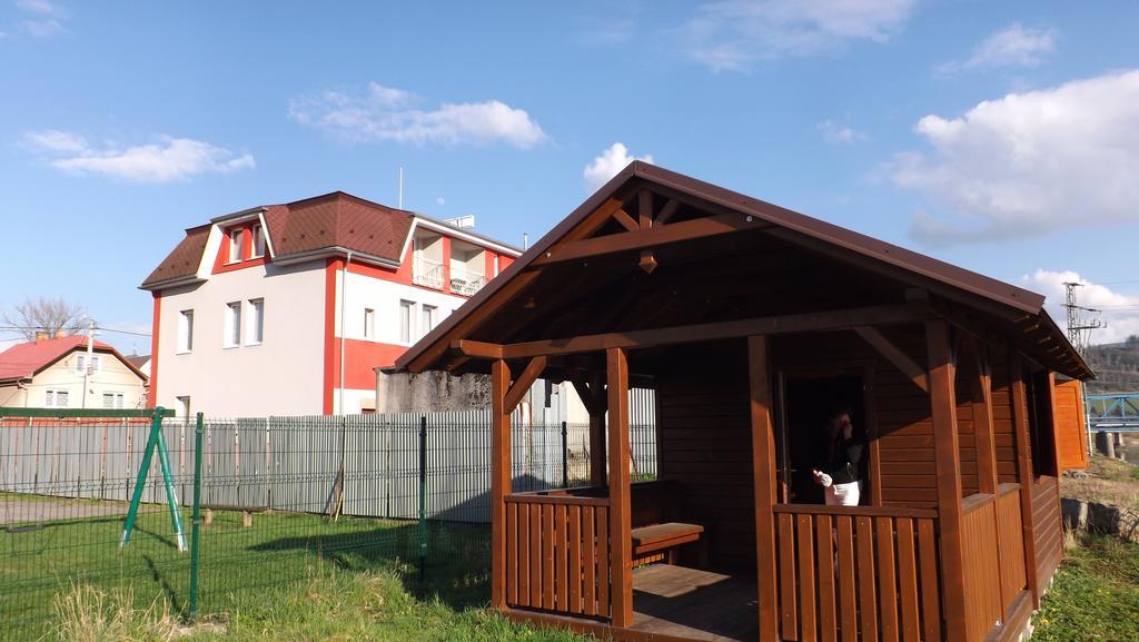 Guest House Penzion Fortuna Lazy pod Makytou Exterior photo